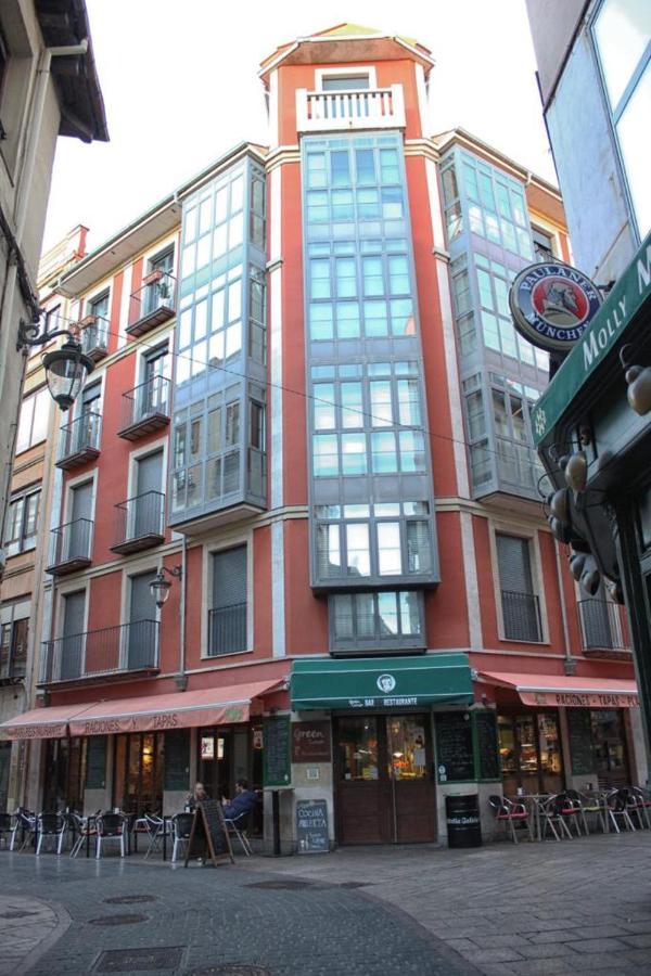 Piso Molly Leão Exterior foto